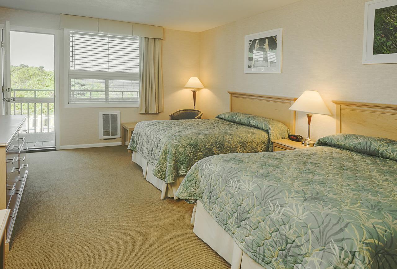 Surfcomber On The Ocean Motel South Yarmouth Exterior photo